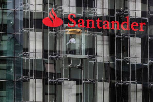 Spanish banking giant exists Australia